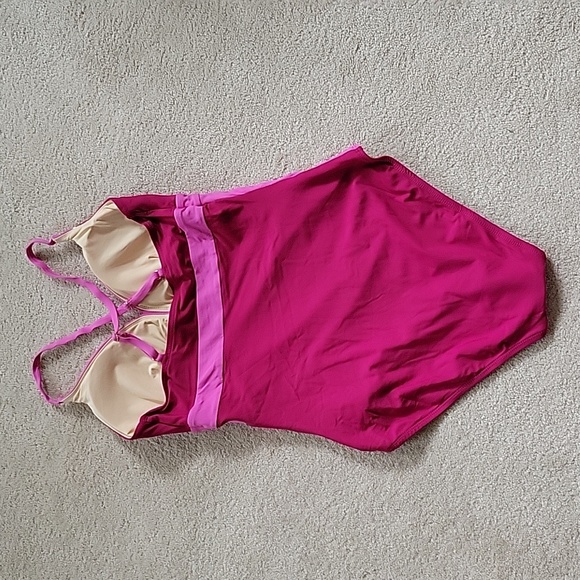 Modcloth High Dive Sporty & Splashy Classic 1pc Swimsuit Sz Small Cranberry Pink - Picture 3 of 6